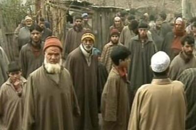 Woman shot dead by alleged terrorist in Shopian