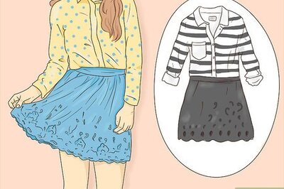 How to Wear a Lace Skirt