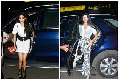 Sridevi's Daughters Jhanvi-Khushi In A Retro Avatar Will Wipe Off Your Monday Blues