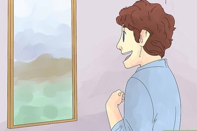 How to Work in a Museum