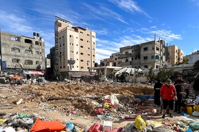 Israeli Strike Kills 16 in Southern Gaza; No Word on Whether Medicines Reached Hostages