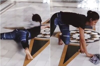 Shakti Mohan Owns the Floor, But This Time with a 'Pocha'