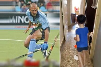 Here's How Former India Hockey Captain Viren Rasquinha is Keeping Little Daughter Engaged Amid Lockdown