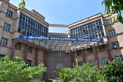 CBSE Issues Show-cause Notice to Ahmedabad School Where Land was Leased Out to Nithyananda's Ashram