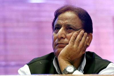 Infuriated Over Jaya Prada's Question, Azam Khan 'Insults' Journalists in MP