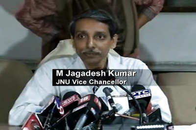 While JNU VC claims he didn't permit Delhi Police to enter varsity, a letter reveals the opposite