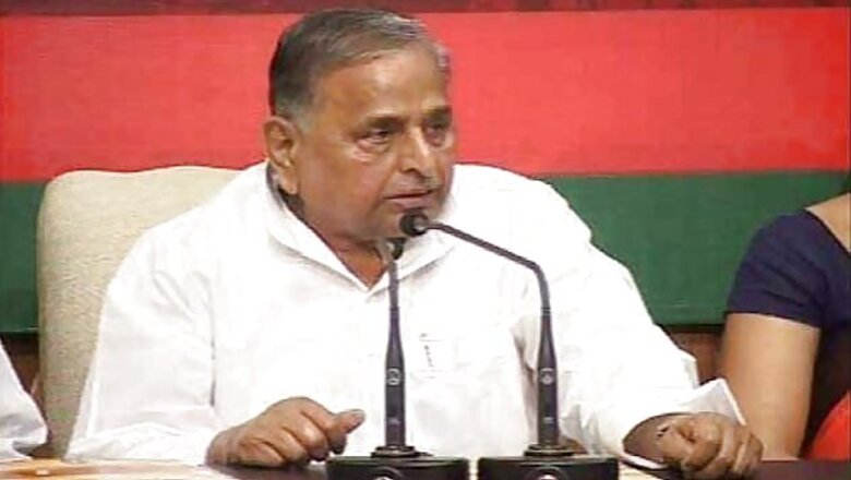 Ensure maximum LS seats for SP: Mulayam to party leaders