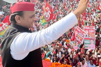 News18 Evening Digest: Akhilesh Yadav Promises 300 Units of Free Electricity if Voted to Power & Other Top Stories