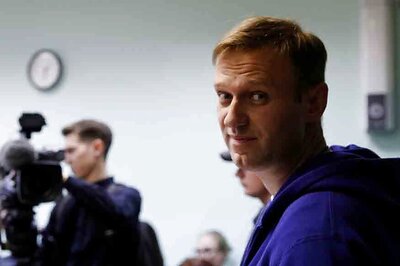 Vladimir Putin Critic Alexei Navalny, Freed from Jail, Resumes Presidential Campaign