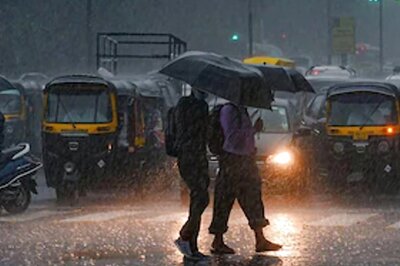 Chennai Rains Updates: Traffic Hit, Transport Services Affected as Vehicles Stranded Across City
