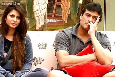 Bigg Boss 7: We are not in a relationship, Tanishaa tells Armaan