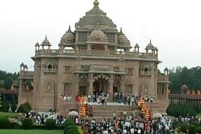 Militants threaten to blow up Akshardham temple