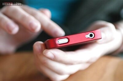 Cuba introduces mobile email, chaos ensues