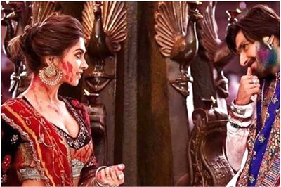 Holi 2021: 5 Bollywood Movies Which Used Holi as a Plot Changer