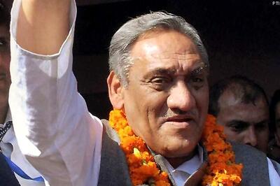 Uttarakhand CM holds talks with Cong leaders