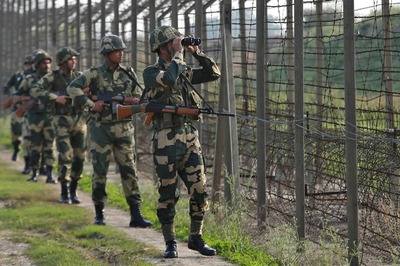 BSF Team Walked 200 Metres Inside Pakistan Territory to Unearth Tunnel, Say Officials