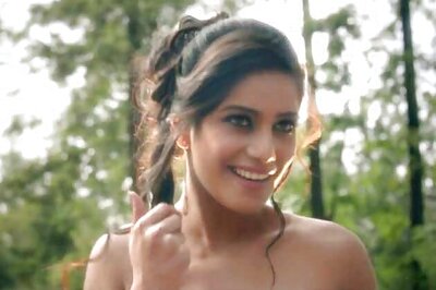 'Nasha' director wants Poonam Pandey to do the sequel