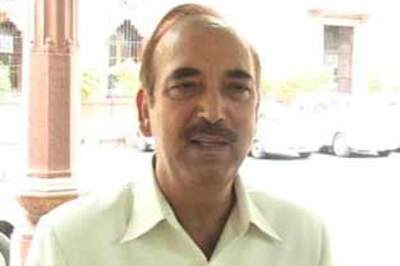 Azad briefs Cabinet on swine flu situation