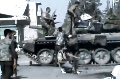 Syrian troops kill 35 in Damascus: activists