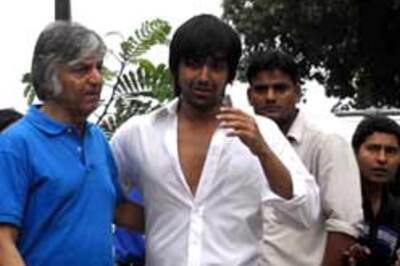 Actor Ashish Chaudhary's sis killed | ToI editor missing