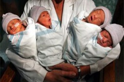 Woman gives birth to sextuplets