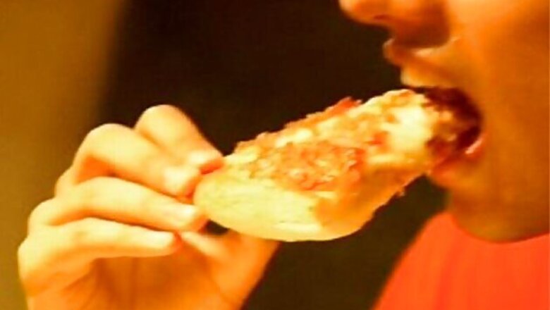 Restaurant fines people for leaving food on plate