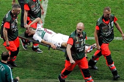 Injured Postiga out of semis