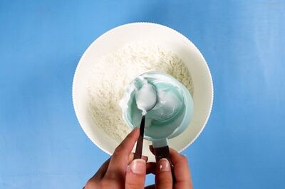 How to Make Cloud Dough
