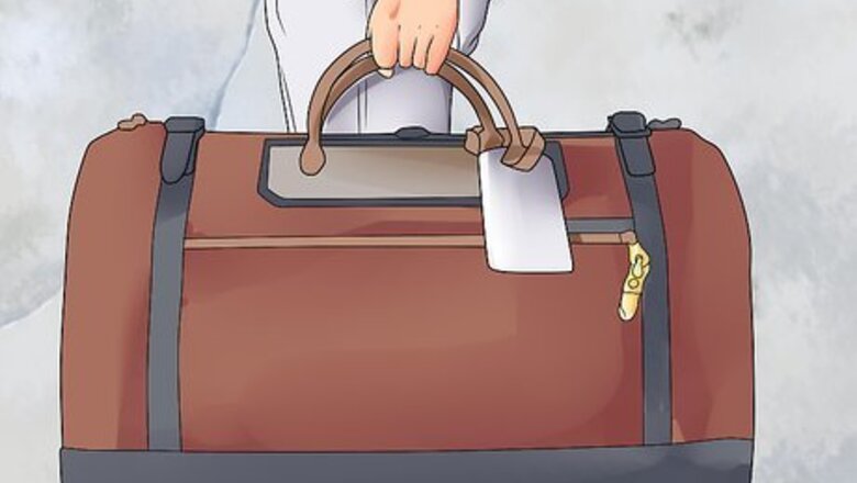 How to Pack Clothes in a Suitcase
