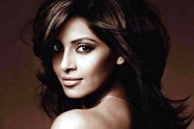 Bipasha Basu Shares Empowering Message on Self-love With Bareback Photo on Instagram