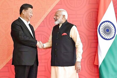 'Dancing of Dragon and Elephant Together Right Choice': Chinese Military Hails Xi, Modi Moves to Improve Ties