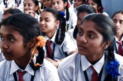 Education Ministry Calls for CAG Audit of 'Misuse' of PM Poshan Funds in West Bengal