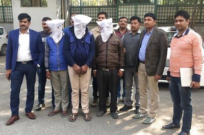 Delhi Crime Branch Busts Inter-State Gang That Targeted Lone Individuals At Bus Stops, 3 Held