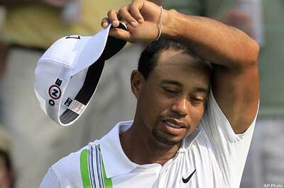 Tiger Woods struggles at Firestone