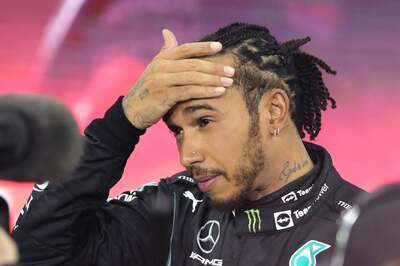 F1: Lewis Hamilton Warns Rivals ahead of 2022 Season Kick-off