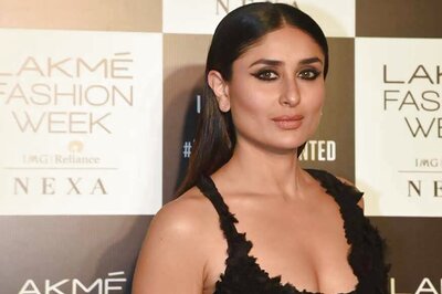 Lakme Fashion Week 2018: Kareena Kapoor Khan Breathes Life Into Anamika Khanna's Collection
