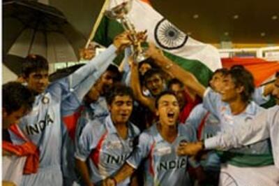 Bangalore make a Virat buy, Pak star Yousuf stranded