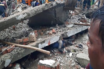 One Killed, 3 Injured as Roof of House Collapses in Delhi