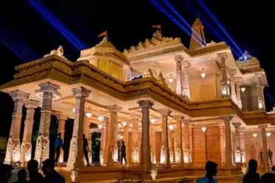 Scam Alert! Fraudsters Sending Malicious Messages via WhatsApp to Give You Entry into Ram Mandir