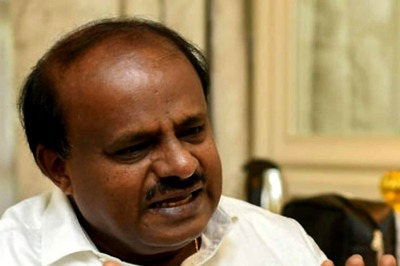 Kumaraswamy Airdashes to Telangana to Join Forces with TRS Chief K Chandrashekar Rao