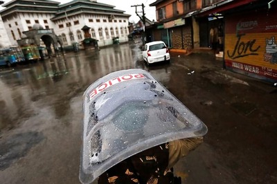 Barrack Burnt in Srinagar Jail After Inmates Clash With Authorities in Overnight Violence