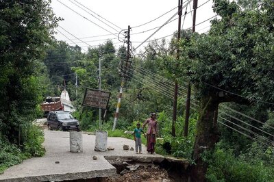 Monsoon Fury Across India: At Least 50 Killed in 4 States, Most in Himachal Pradesh; Red Alert in Parts of MP, Rajasthan | Top Updates