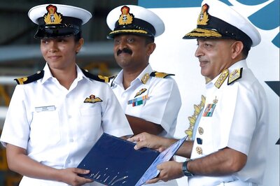 Sub-Lieutenant Shivangi Becomes Navy's First Naval Woman Pilot
