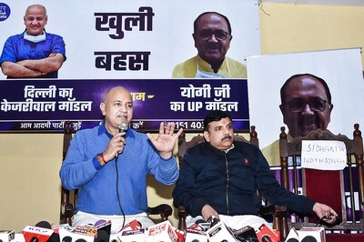 UP Govt Running Away from Debate on Kejriwal Vs Yogi Models of Education, Says Sisodia in Lucknow