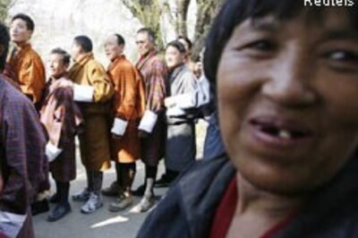 Bhutanese reject king's kin, elect commoner