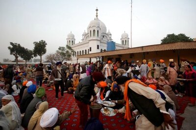 Sikh Pilgrims Won't Be Allowed to Indulge in Political Activities When Attending Kartarpur Opening, Says Pakistan