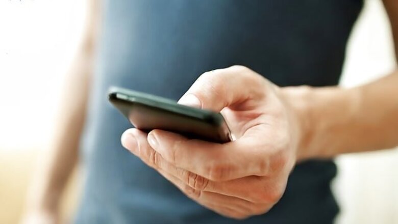 Global smartphone users to touch 1.75 billion in 2014: Report