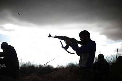 IS suffers blows in Iraq, Syria but still launches attacks