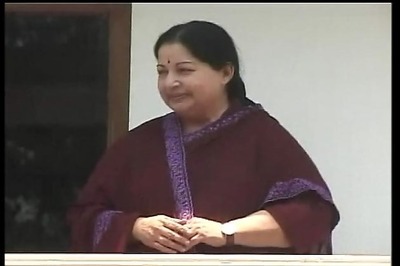 Jayalalithaa rejects Karunanidhi's charge of double standard on land bill