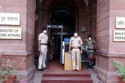 MHA Empowers 2 Gujarat District To Give Citizenship To Afghanistan, Pak, Bangladesh Minorities